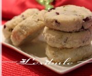 Biscuits  la noix de coco, aux canneberges et aux pistaches