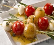 Bouches aux tomates et au Bocconcini canadien