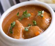 Boulettes de boeuf, sauce aux pêches