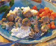 Boulettes de viande en sauce crémeuse aux champignons