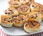 Brioches sucres aux noix de Californie