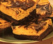 Brownies garnis de gâteau au fromage au beurre d'arachides