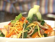 Chow mein à la cantonaise