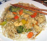 Chow Mein au poulet rapide