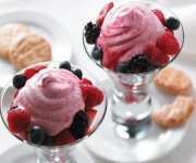 Crème aux framboises et aux petits fruits