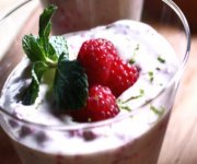 Crème mascarpone onctueuse à la framboise et lime