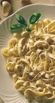 Fettuccine Alfredo faibles en gras