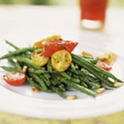 Haricots verts sauts avec tomates 