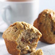 Muffins aux bananes, aux dattes et aux noix 