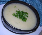 Potage parmentier  l'oignon vert