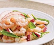 Salade aux pommes, crevettes et betterave