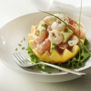 Salade de crevettes aux agrumes et avocat