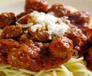 Sauce à spaghetti italienne aux boulettes de viande