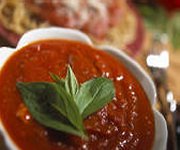 Sauce tomate avec tomates en conserve