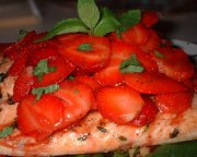 Saumon avec Sauce aux fraises