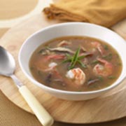 Soupe piquante aigre-douce aux crevettes 