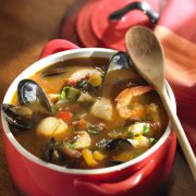 Soupe au poisson et fruits de mer