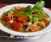 Soupe au poulet et nouilles