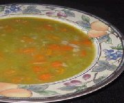 Soupe aux pois jaunes et verts