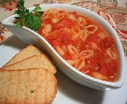 Soupe aux tomates et aux coquilles Julie