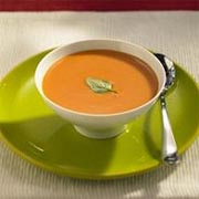 Soupe crémeuse à la tomate et à l'orange