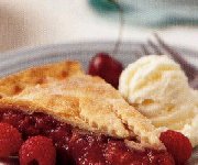 Tarte aux cerises et aux framboises