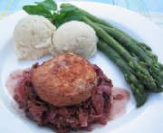 Tournedos de dinde aux choux rouge glac  l'rable