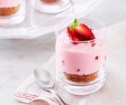 Verrines façon tartelette aux fraises